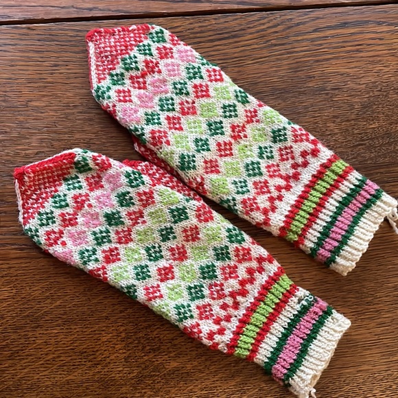 GIFTED Wool Mittens Vintage Handmade - Picture 4 of 4